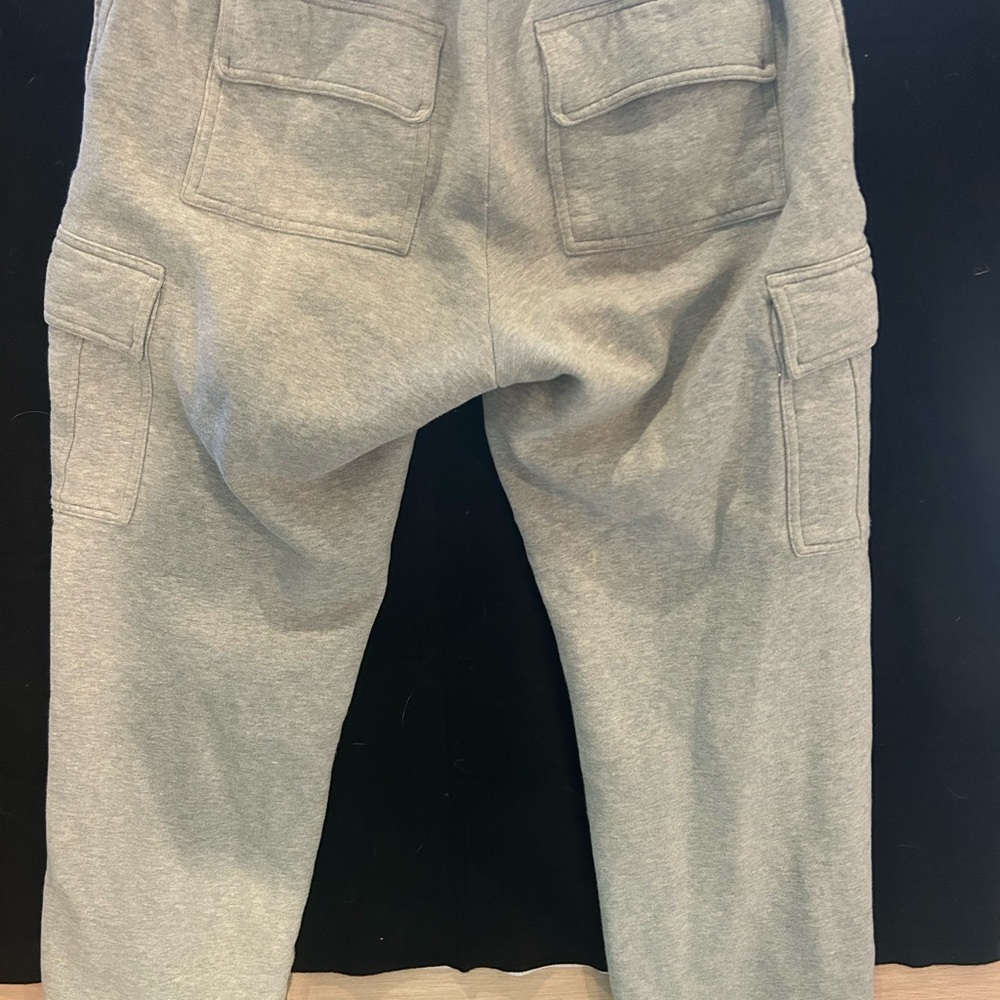 Aritzia Gray mega fit sweats 2012 - Picture 5 of 5